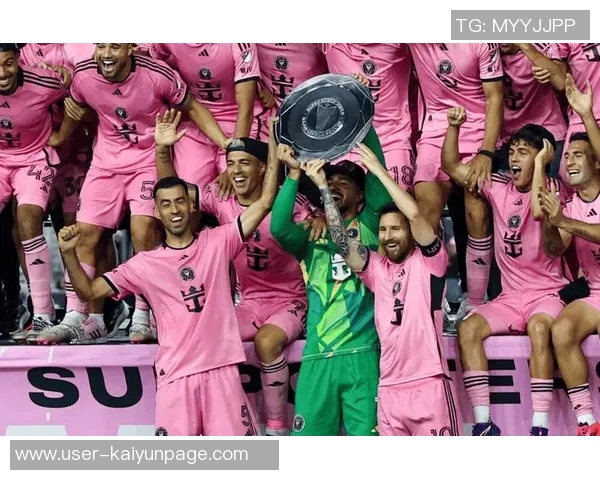 巴萨票选21世纪最佳球衣号码梅西领衔MSN入选布斯克茨遗憾落选 巴萨票选21世纪最佳球衣号码梅西领衔MSN入选布斯克茨遗憾落选