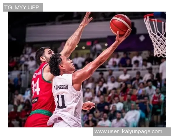 内线核心表现出色科内特半场高效贡献8分4板1帽助球队领先