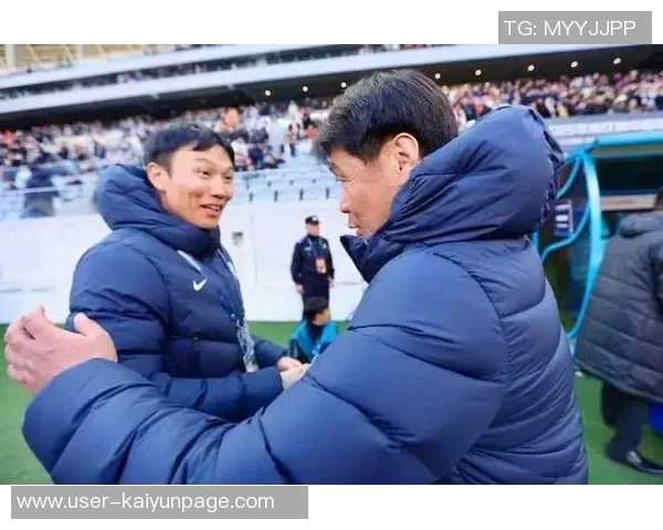 贺惯错失绝佳机会海牛逃过一劫邓卓翔表情包引发热议 贺惯错失绝佳机会海牛逃过一劫邓卓翔表情包引发热议